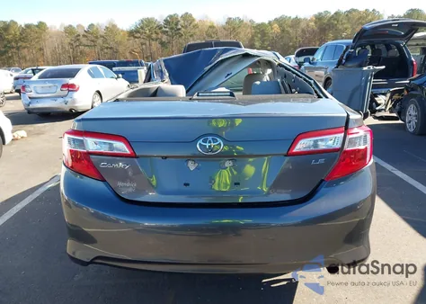 2014 Toyota Camry Le z USA, uszkodzony, nr VIN 4T4BF1FK5ER415032
